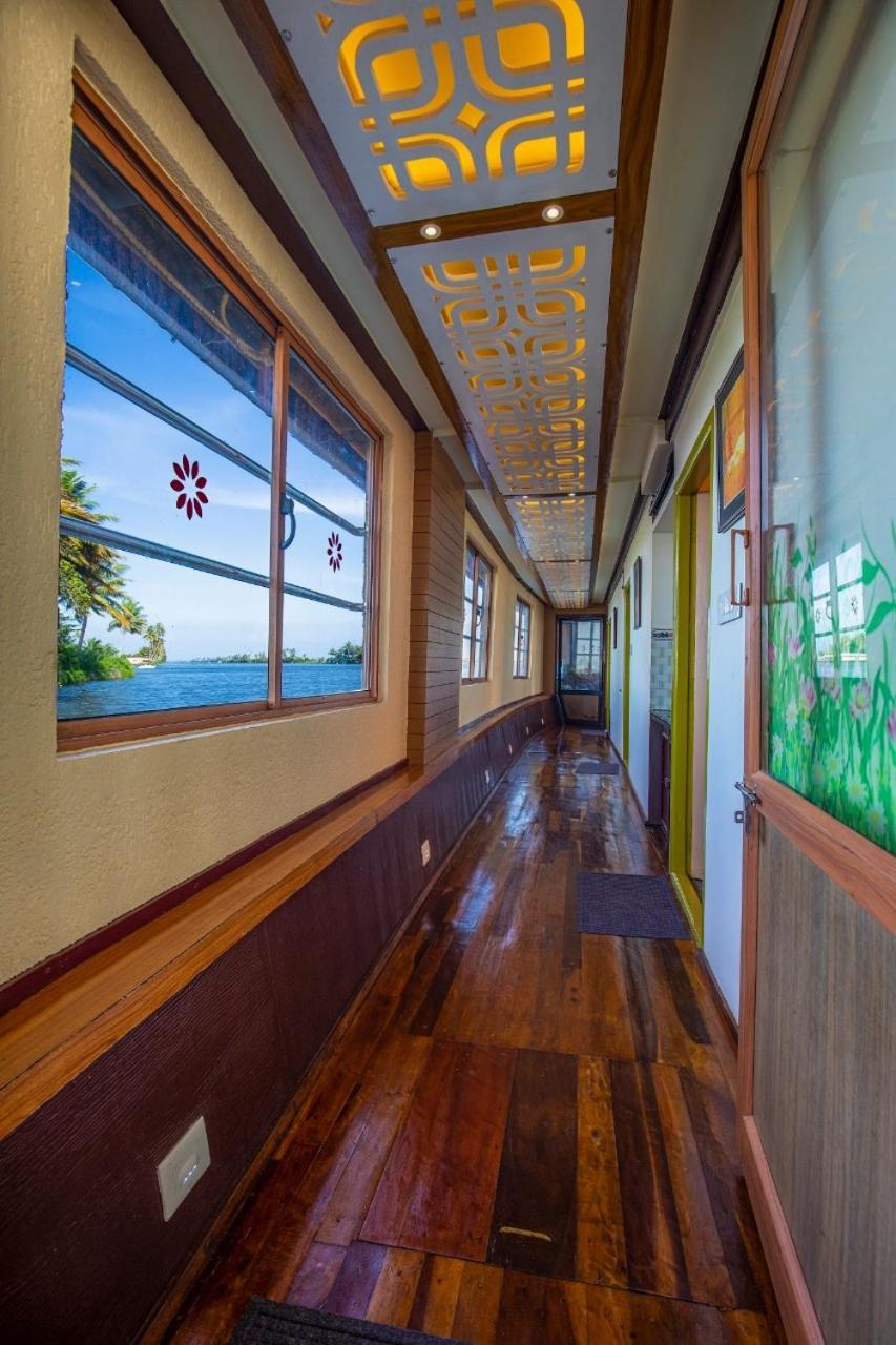 Kerala Nature Houseboat By Coco Floatel Alappuzha Екстериор снимка