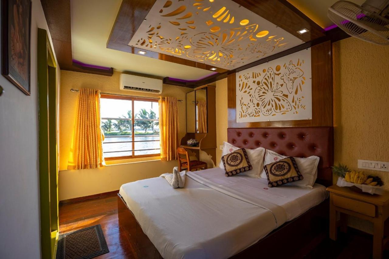 Kerala Nature Houseboat By Coco Floatel Alappuzha Екстериор снимка